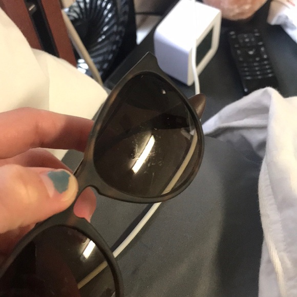 Ray Bans - Picture 4 of 6